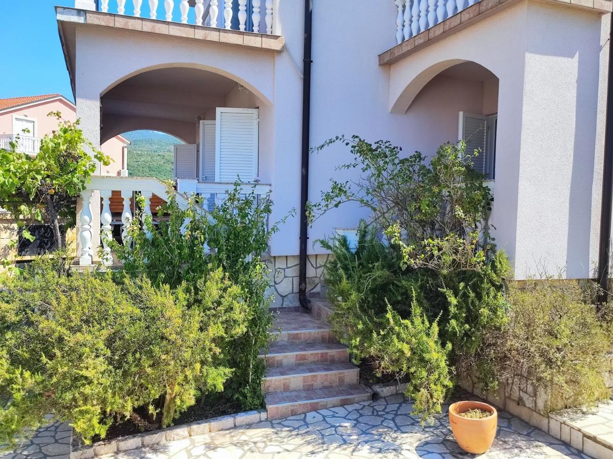 Apartmani Sabira Novi Vinodolski Eksteriør bilde