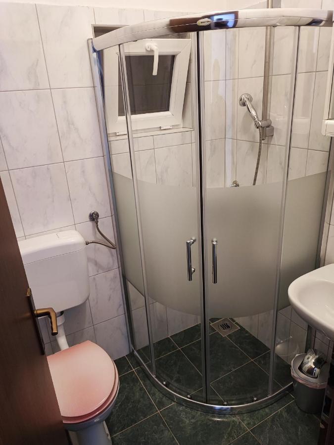 Apartmani Sabira Novi Vinodolski Eksteriør bilde