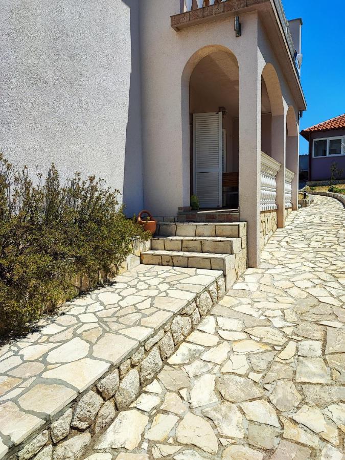 Apartmani Sabira Novi Vinodolski Eksteriør bilde
